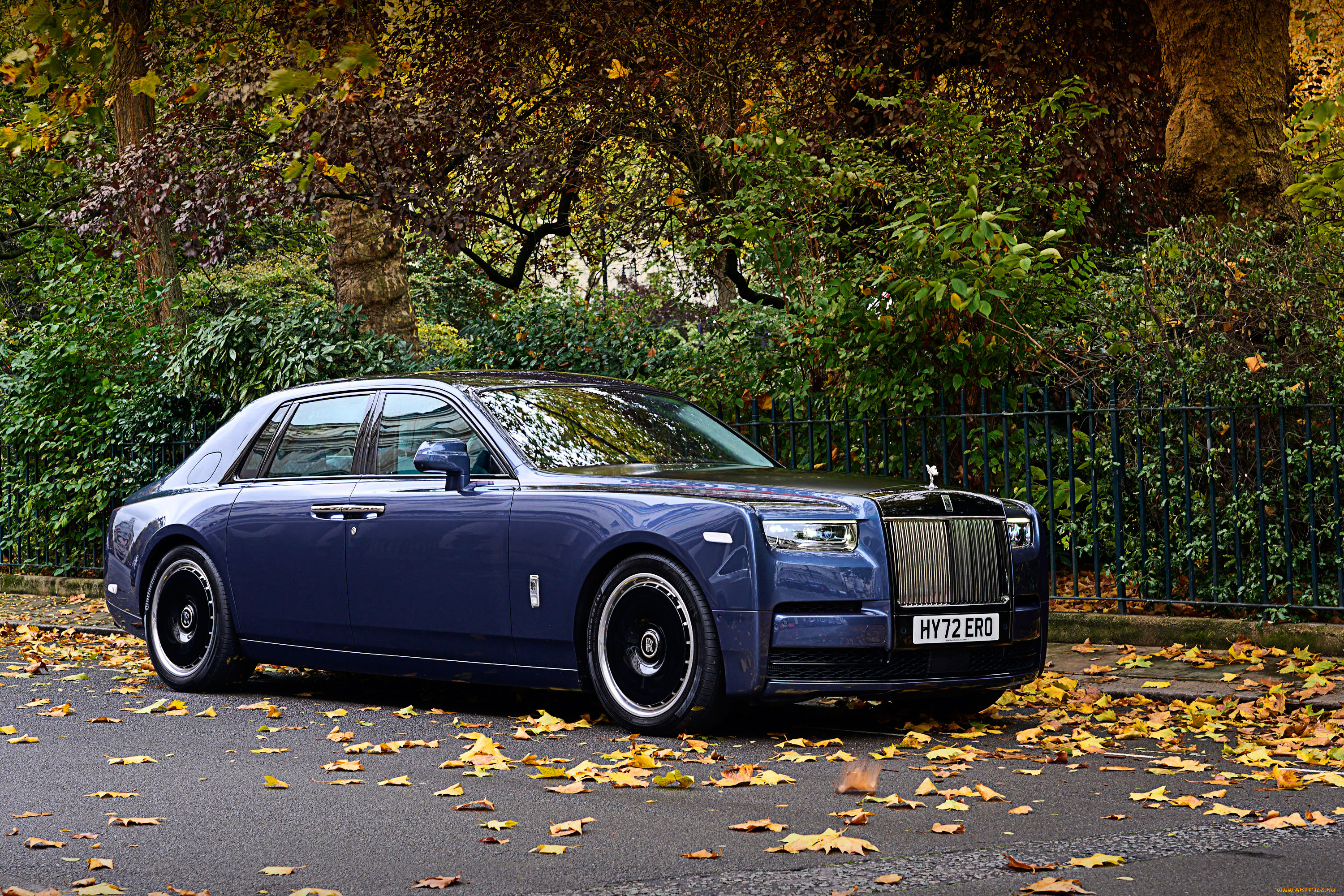 Rolls Royce Phantom 8